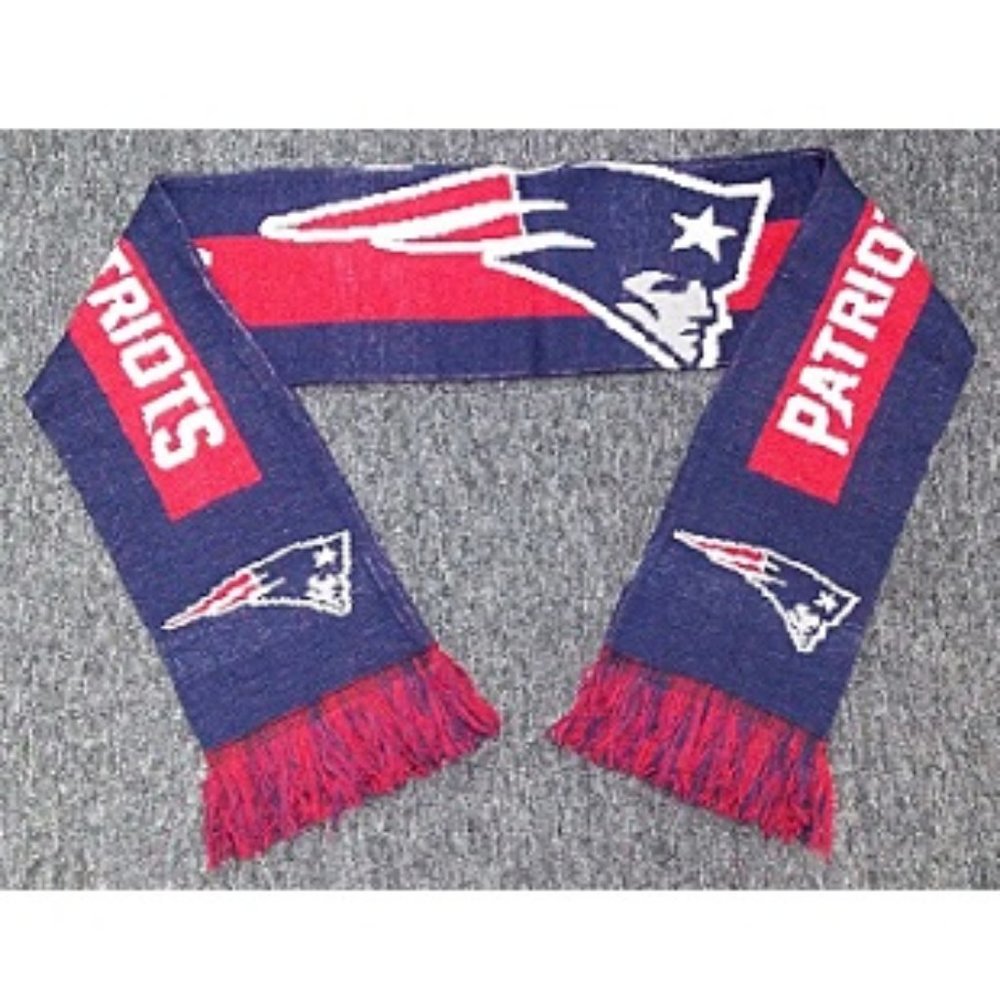 🏈🆕 NEW ENGLAND PATRIOTS LOGO SCARF WITH FRINGE